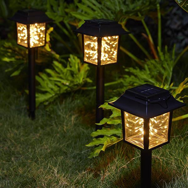 Luminária Solar com 2 modelos de LED para Jardim